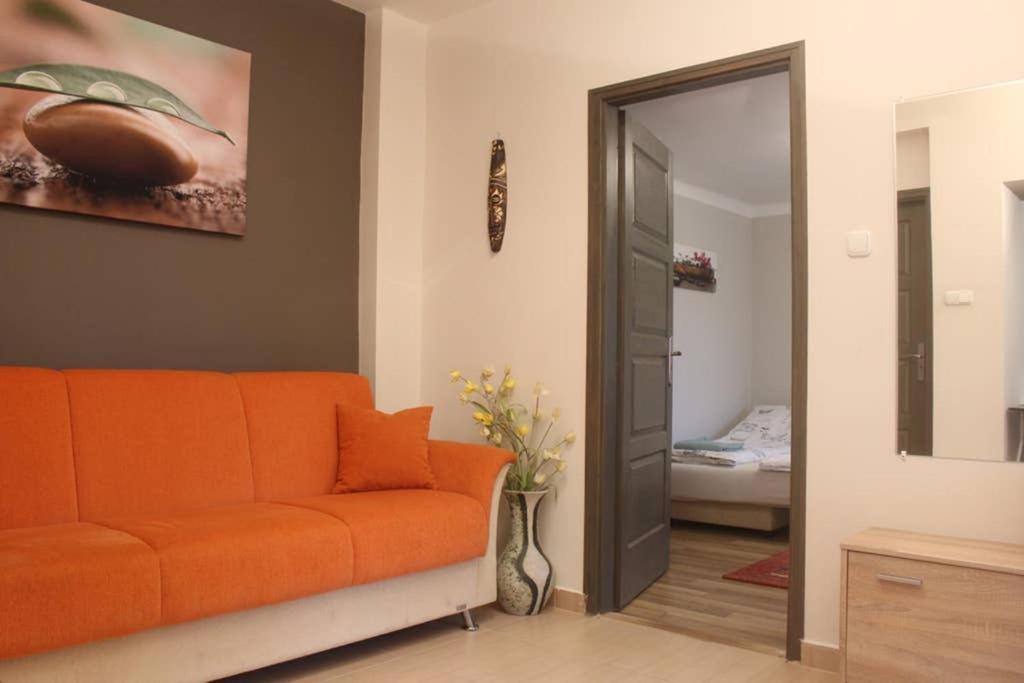 Green Garden Apartment Ingyenes Zart Parkoloval Szeged Eksteriør billede